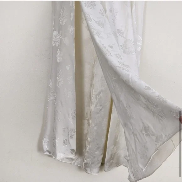 Aritzia Wilfred Cherie A-Line Midi Slit Skirt - Picture 7 of 7